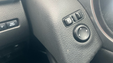 Nissan Qashqai 1.3 DiG-T N-Connecta 5dr Petrol Hatchback